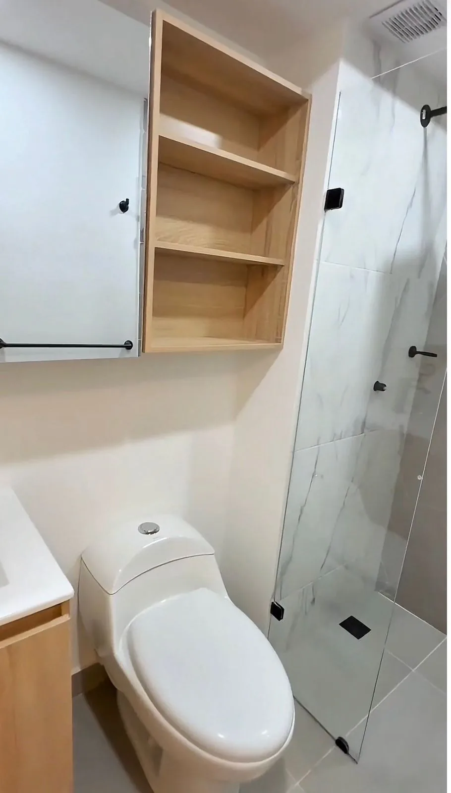 Baño · Mocca